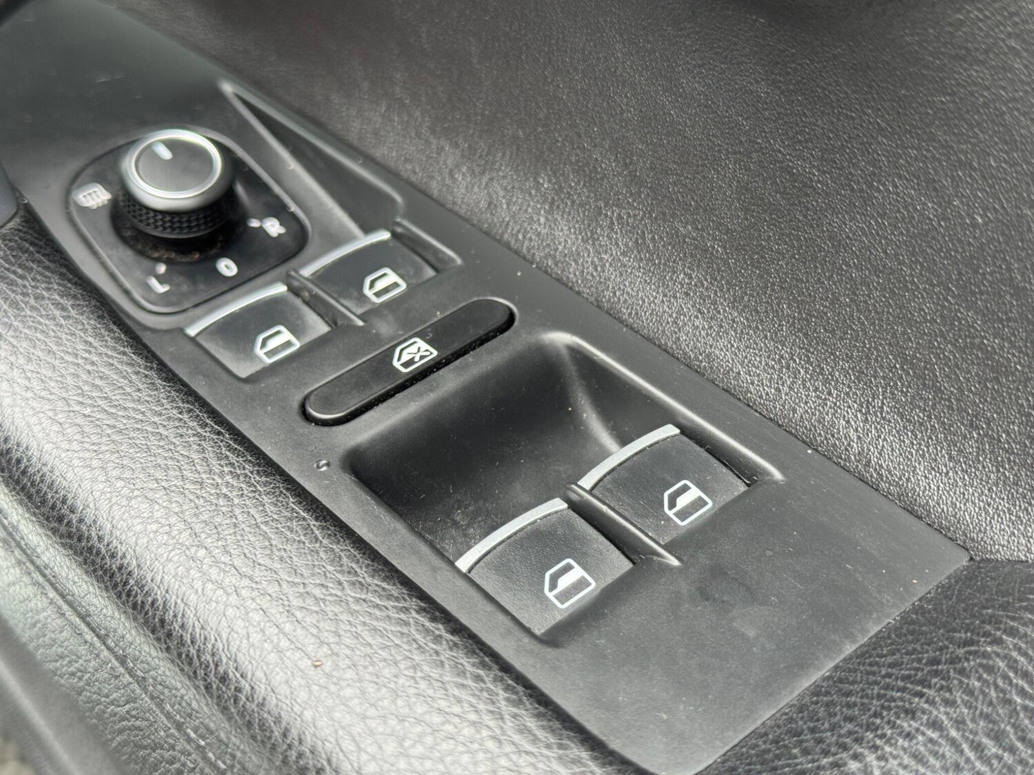 Used Volkswagen CC 2016 for sale - 77524369: Photo 25