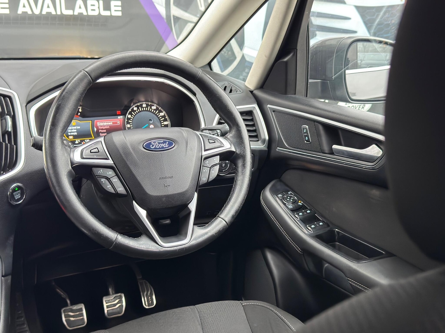 Used Ford S-Max 2017 for sale - 77052461: Photo 11