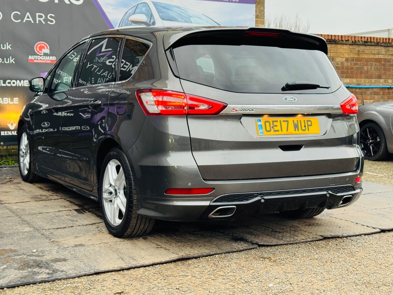 Used Ford S-Max 2017 for sale - 77052461: Photo 15