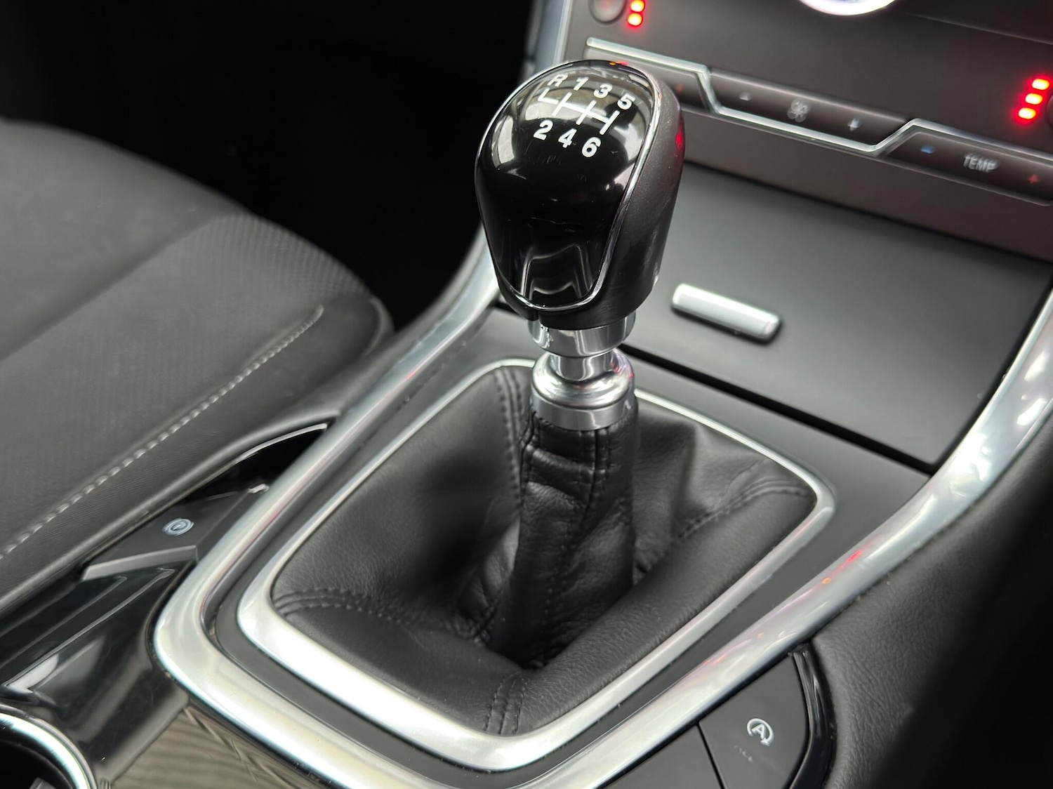 Used Ford S-Max 2017 for sale - 77052461: Photo 41