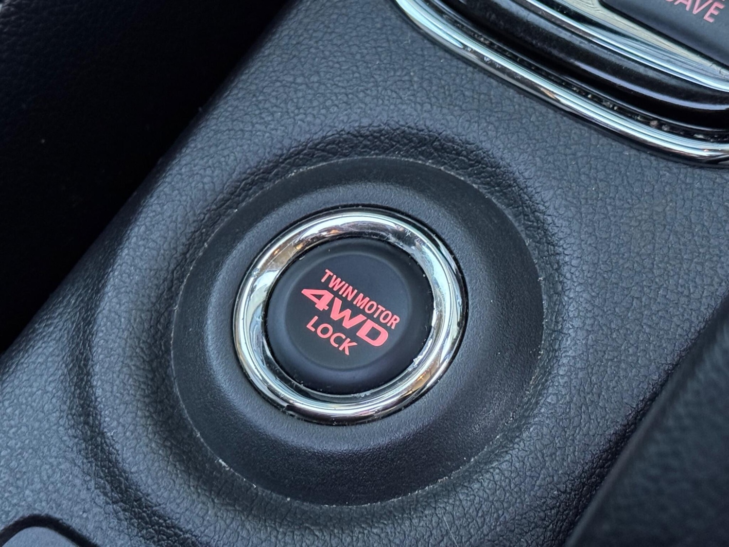 Used Mitsubishi Outlander 2014 for sale - 77120202: Photo 49