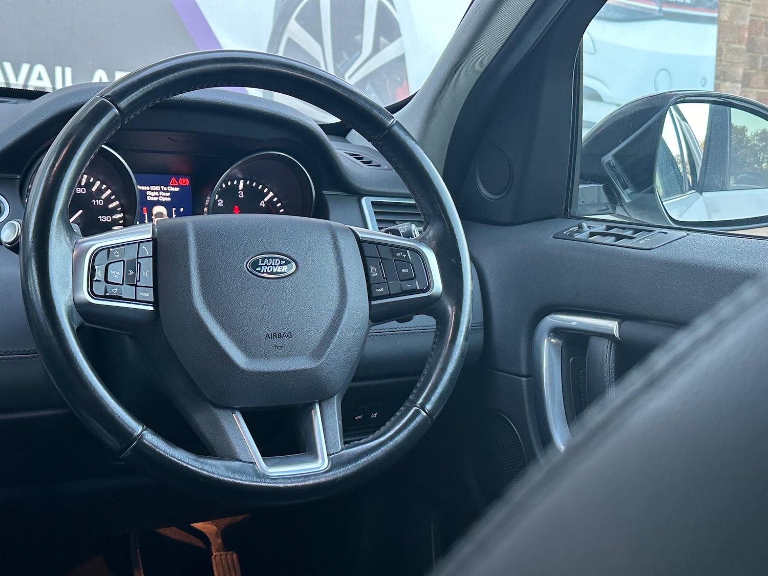 Used Land Rover Discovery Sport 2016 for sale - 76199715: Photo 11