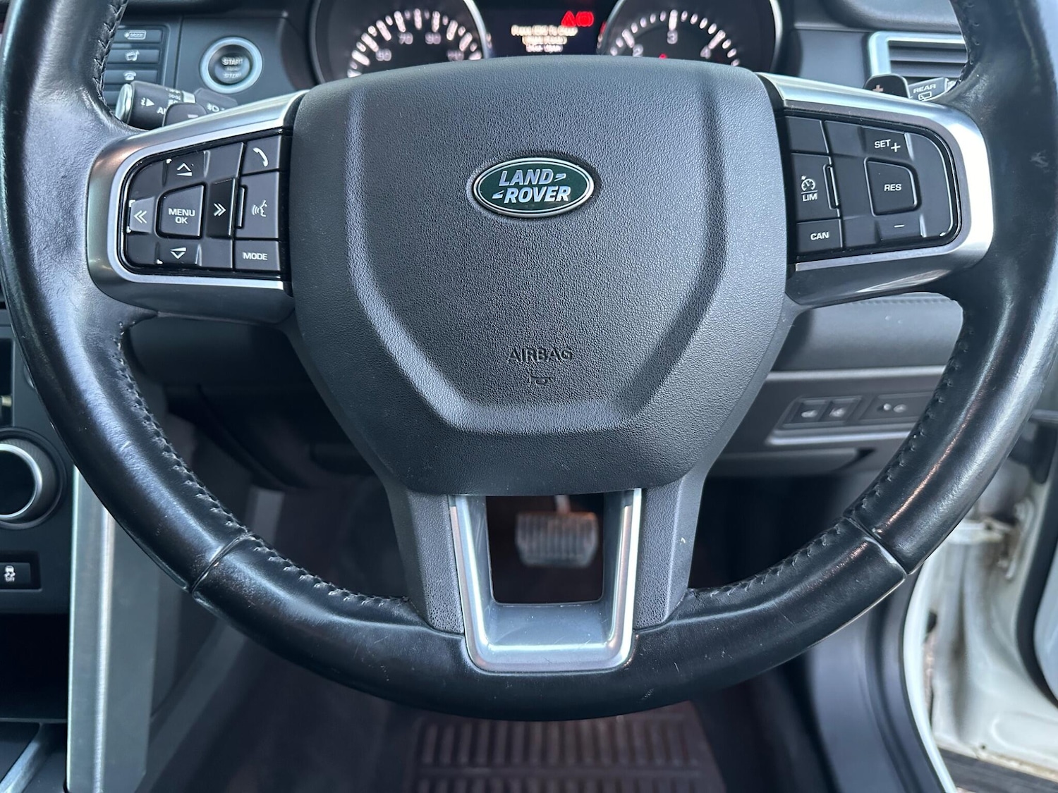 Used Land Rover Discovery Sport 2016 for sale - 76199715: Photo 29