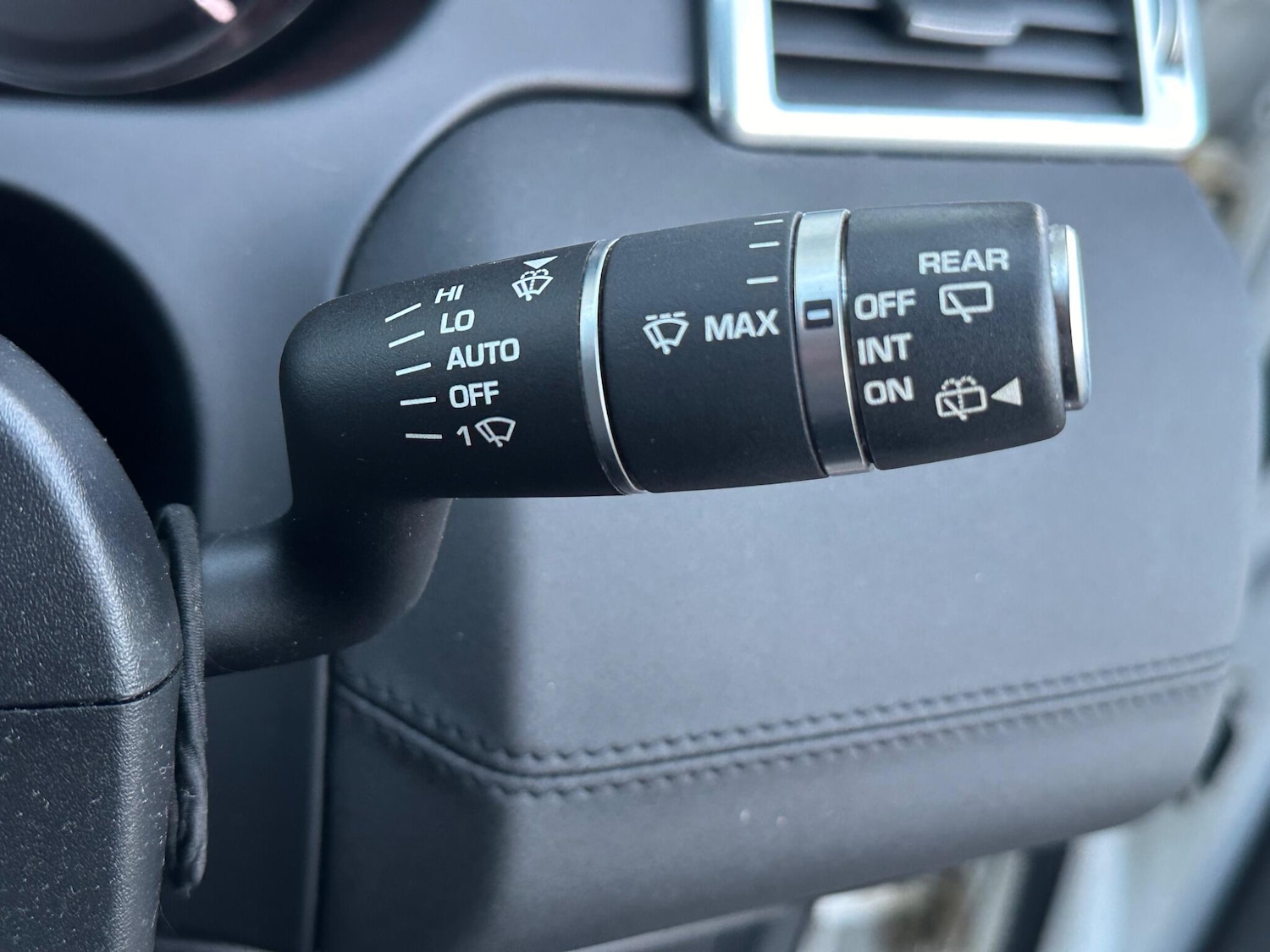 Used Land Rover Discovery Sport 2016 for sale - 76199715: Photo 31