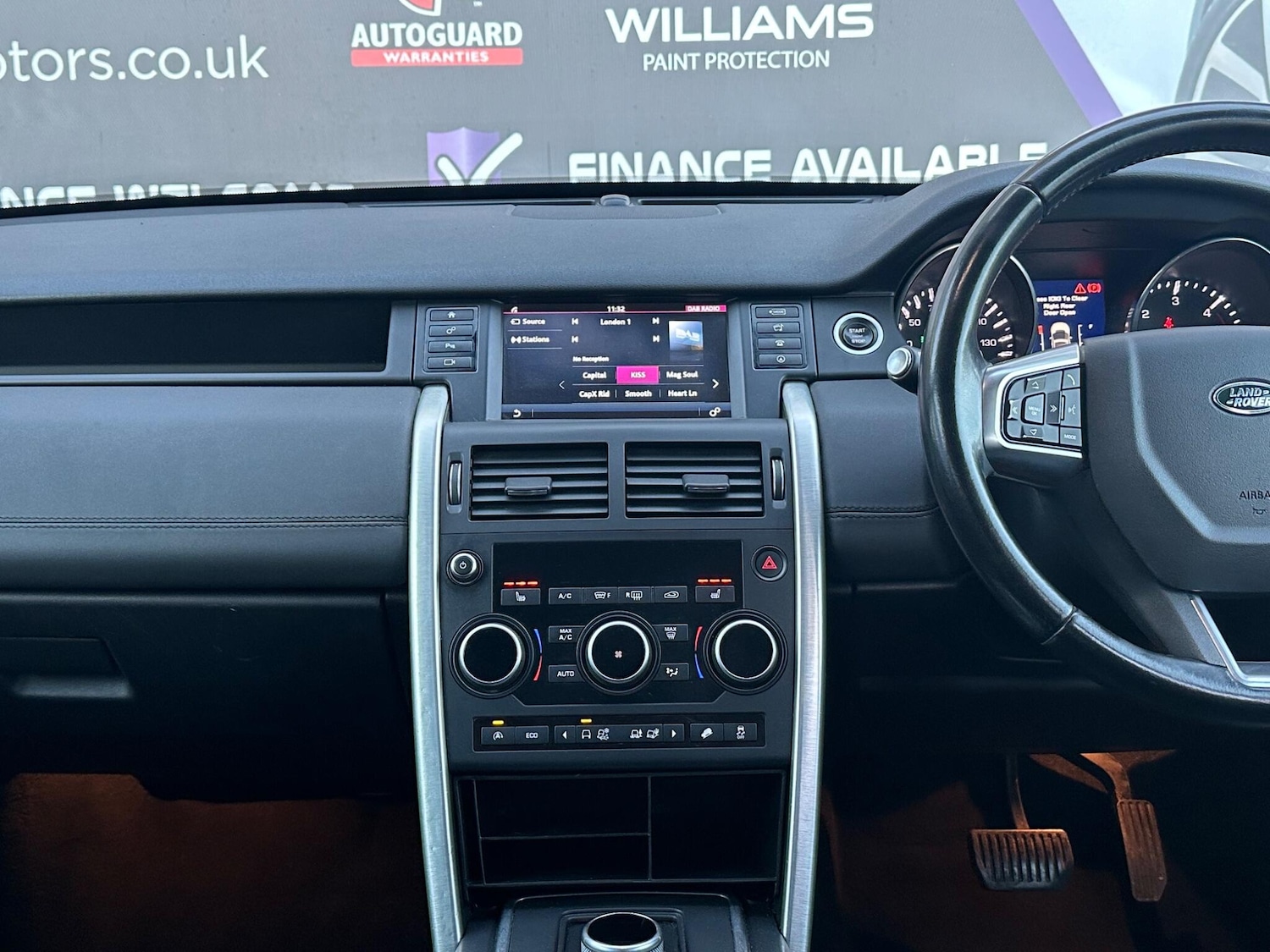 Used Land Rover Discovery Sport 2016 for sale - 76199715: Photo 33