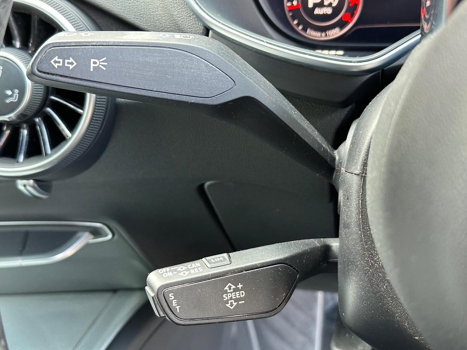 Used Audi TT 2019 for sale - 77958397: Photo 27