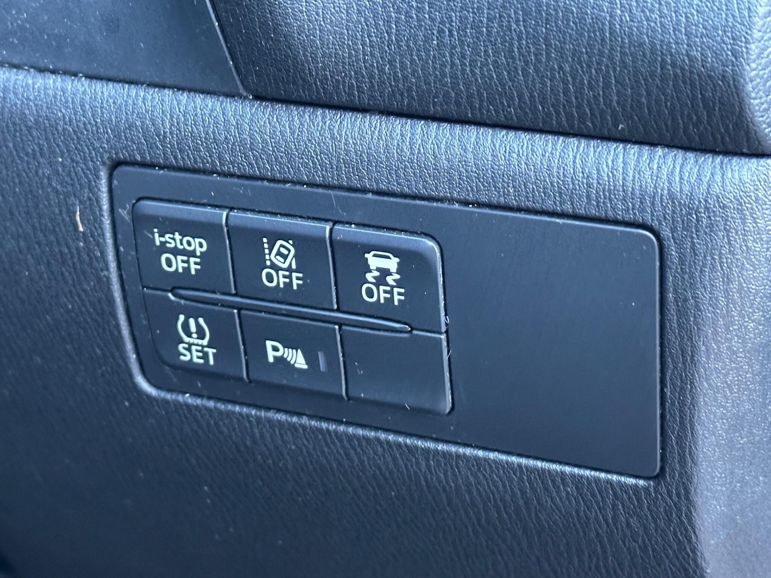 Used Mazda Mazda3 2017 for sale - 76666597: Photo 29