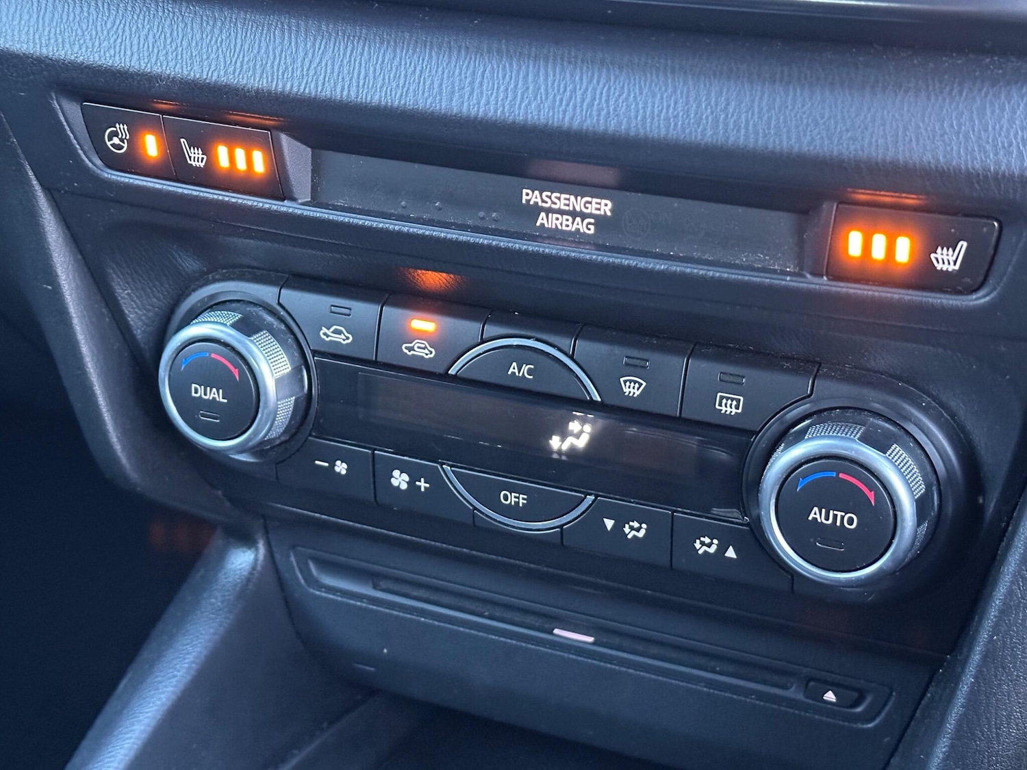 Used Mazda Mazda3 2017 for sale - 76666597: Photo 48