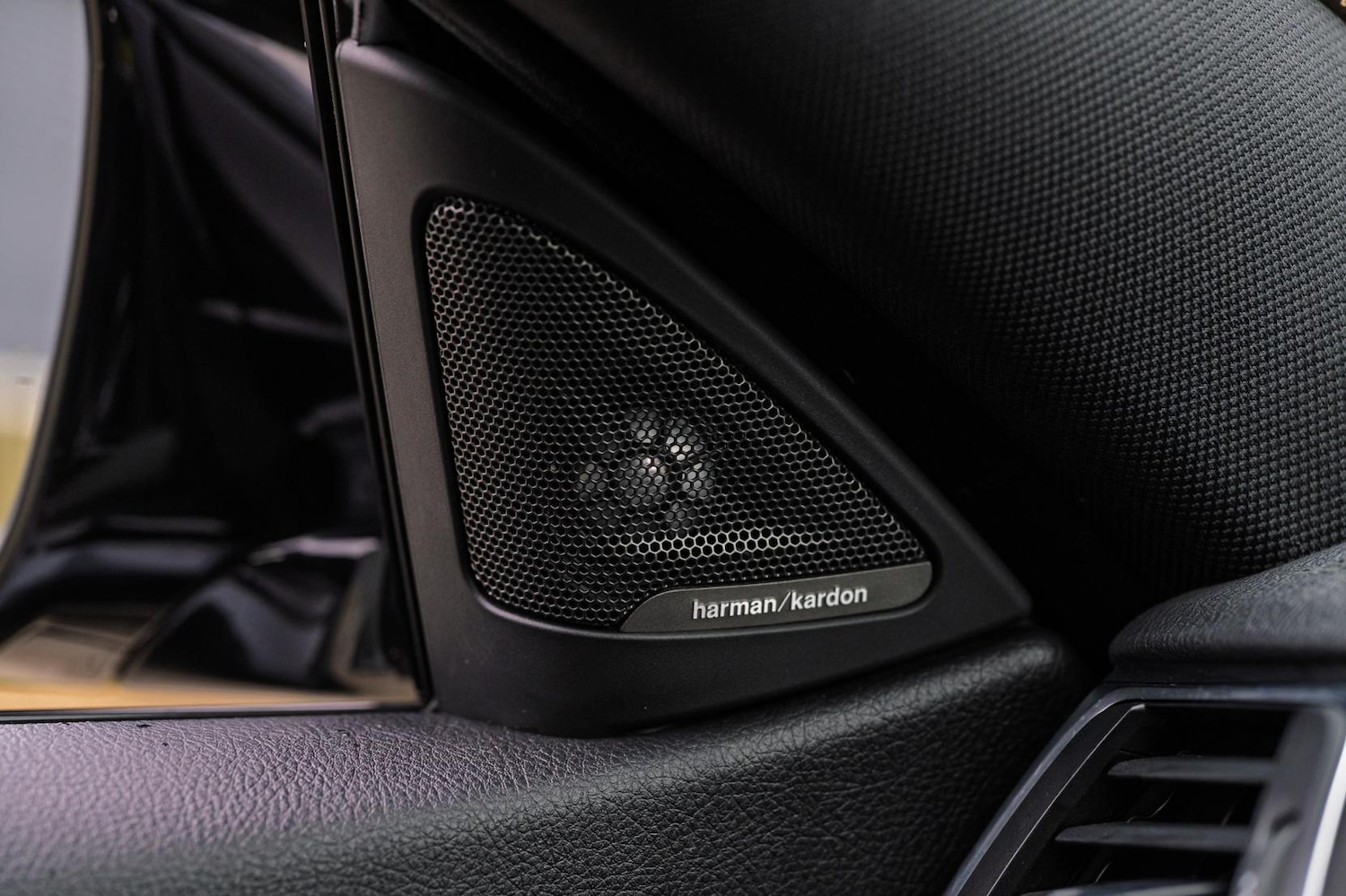 Used BMW 4 Series 2017 for sale - 76877682: Photo 34