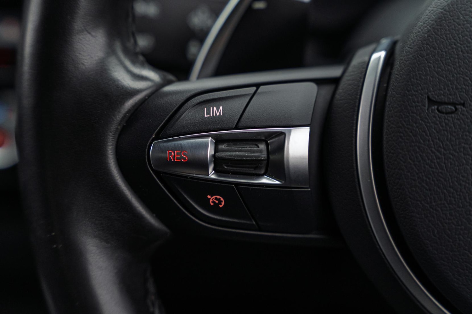 Used BMW 4 Series 2017 for sale - 76877682: Photo 64