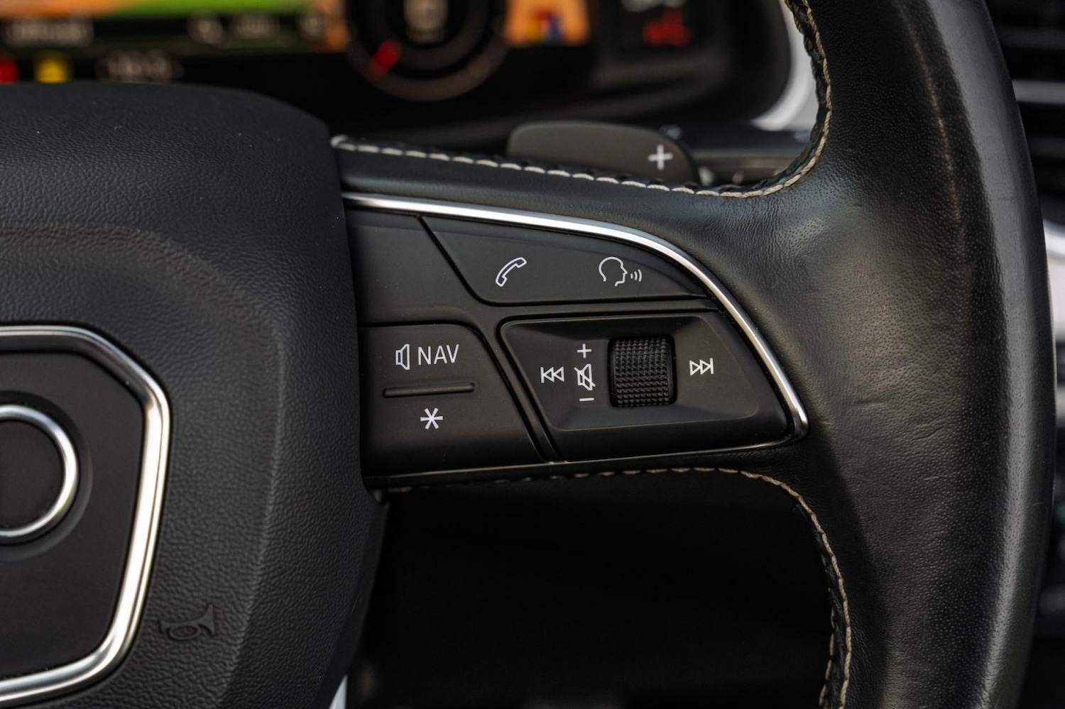 Used Audi Q7 2018 for sale - 77423808: Photo 60