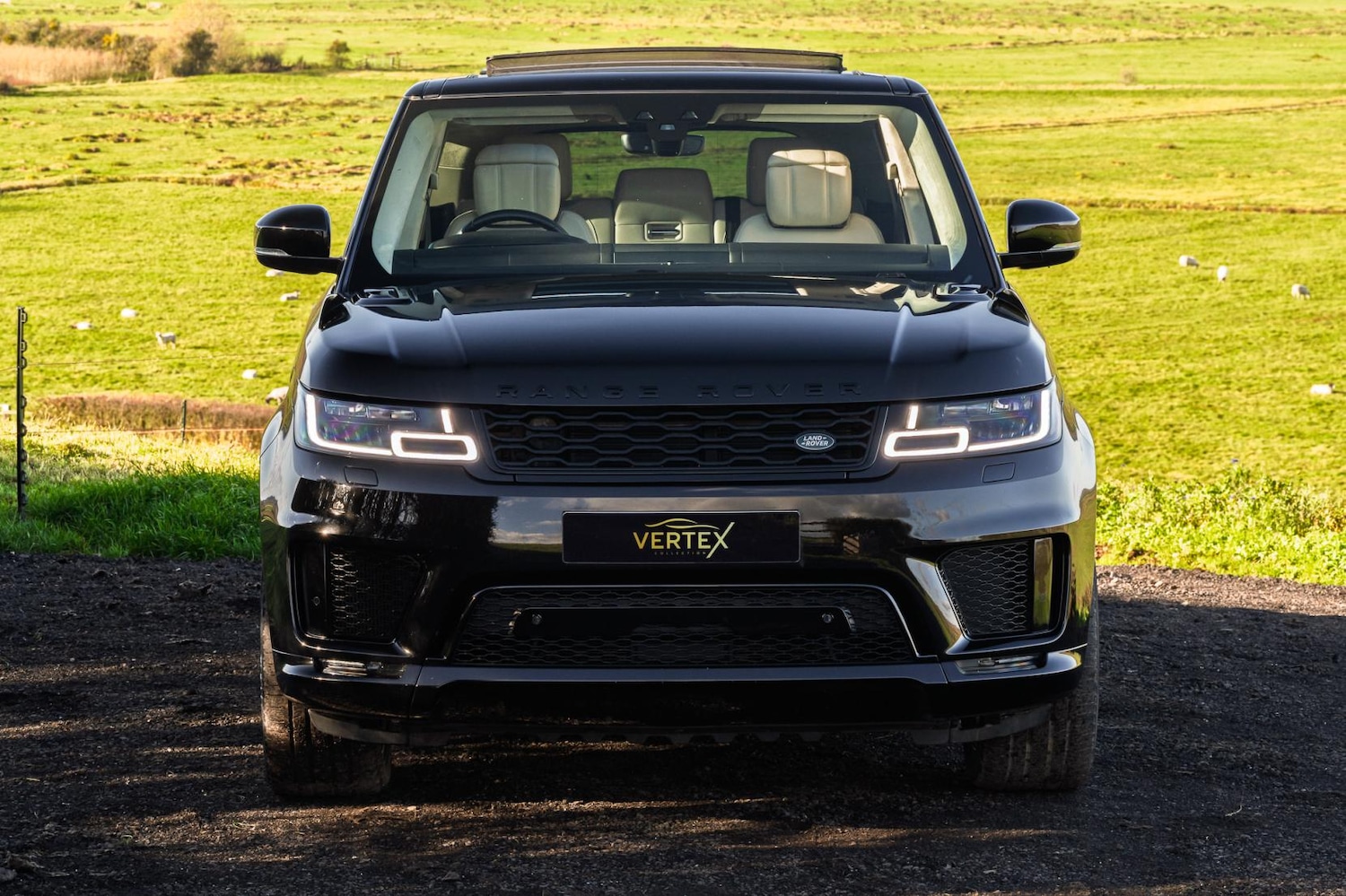 Used Land Rover Range Rover Sport 2018 for sale - 76714094: Photo 2