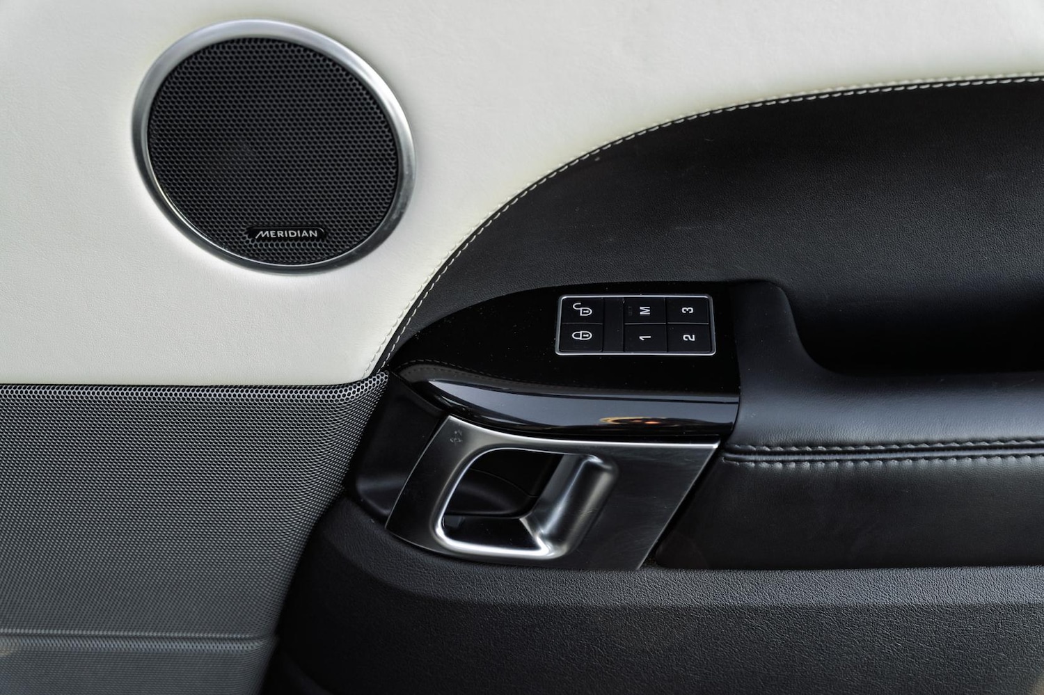 Used Land Rover Range Rover Sport 2018 for sale - 76714094: Photo 46