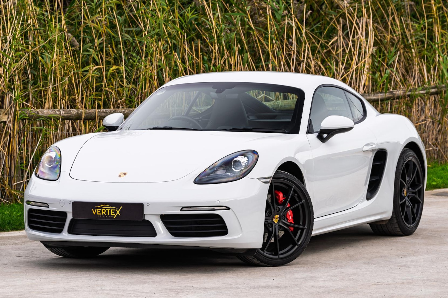 Used Porsche 718 Cayman 2018 for sale - 76428645: Photo 1