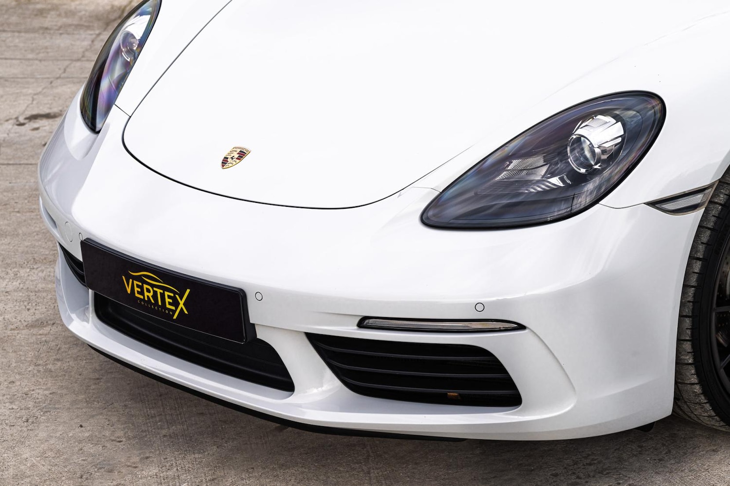 Used Porsche 718 Cayman 2018 for sale - 76428645: Photo 19