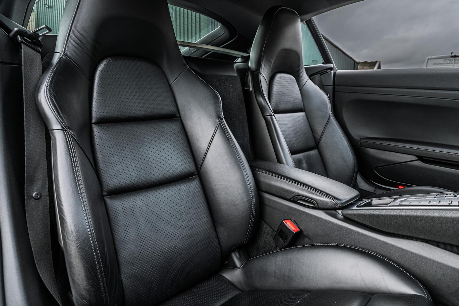 Used Porsche 718 Cayman 2018 for sale - 76428645: Photo 52