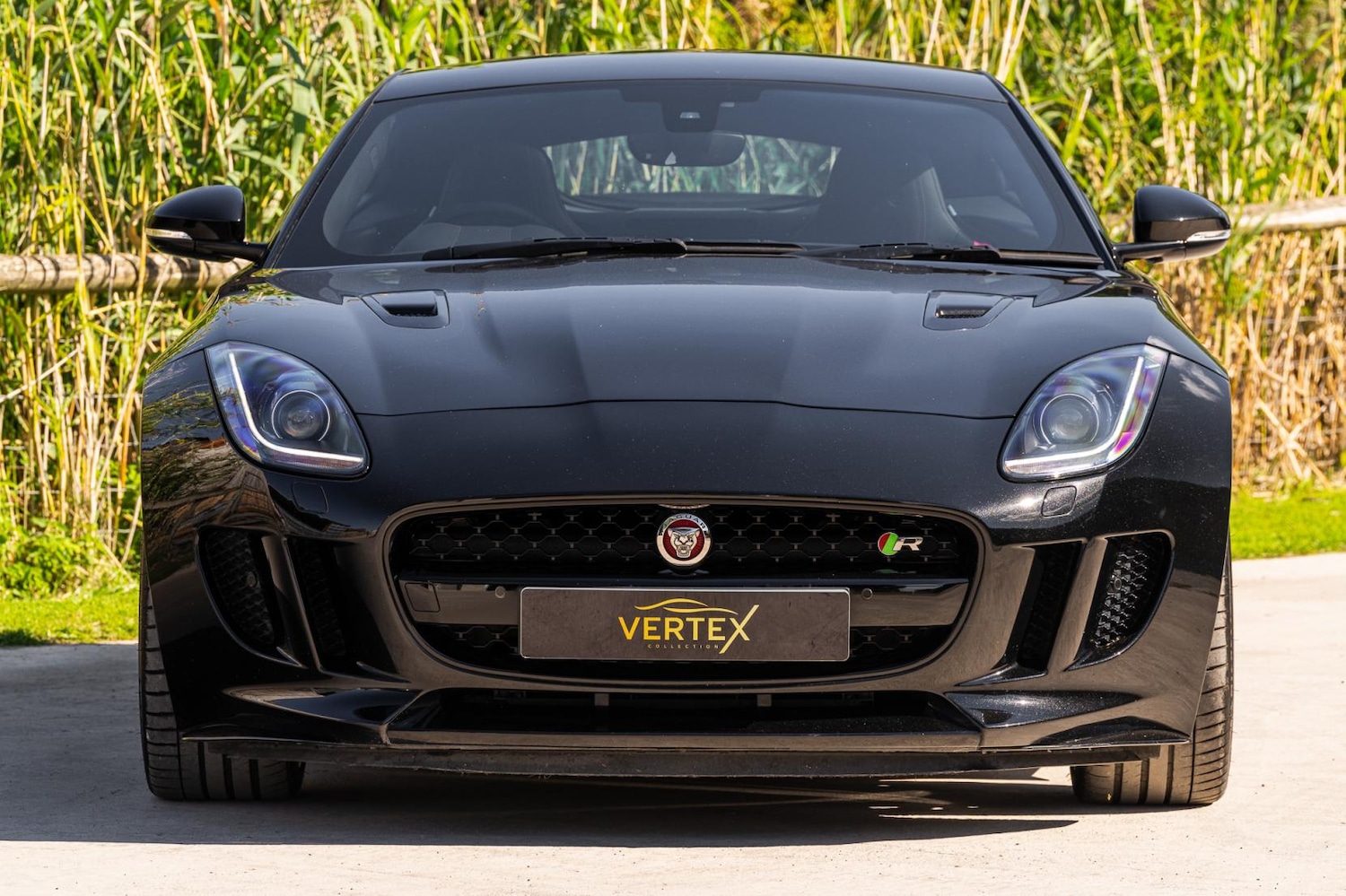 Used Jaguar F-Type 2016 for sale - 76131389: Photo 3