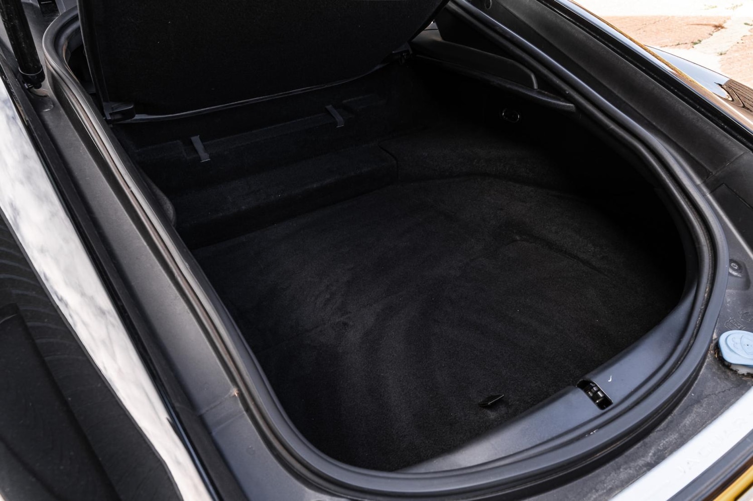 Used Jaguar F-Type 2016 for sale - 76131389: Photo 35