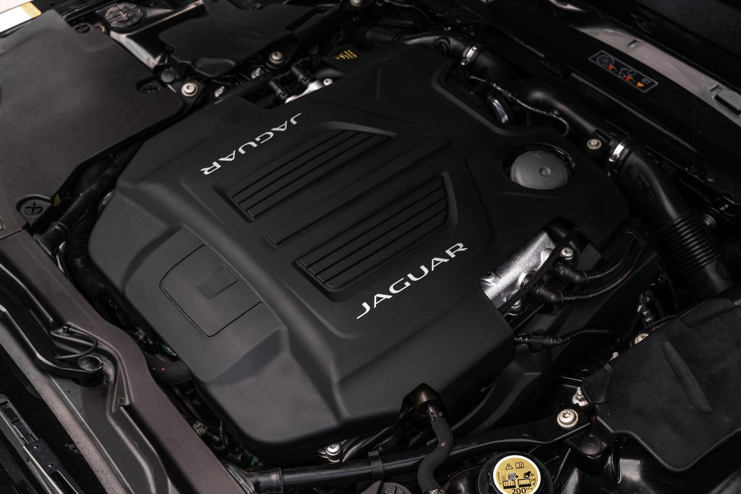 Used Jaguar F-Type 2016 for sale - 76131389: Photo 59