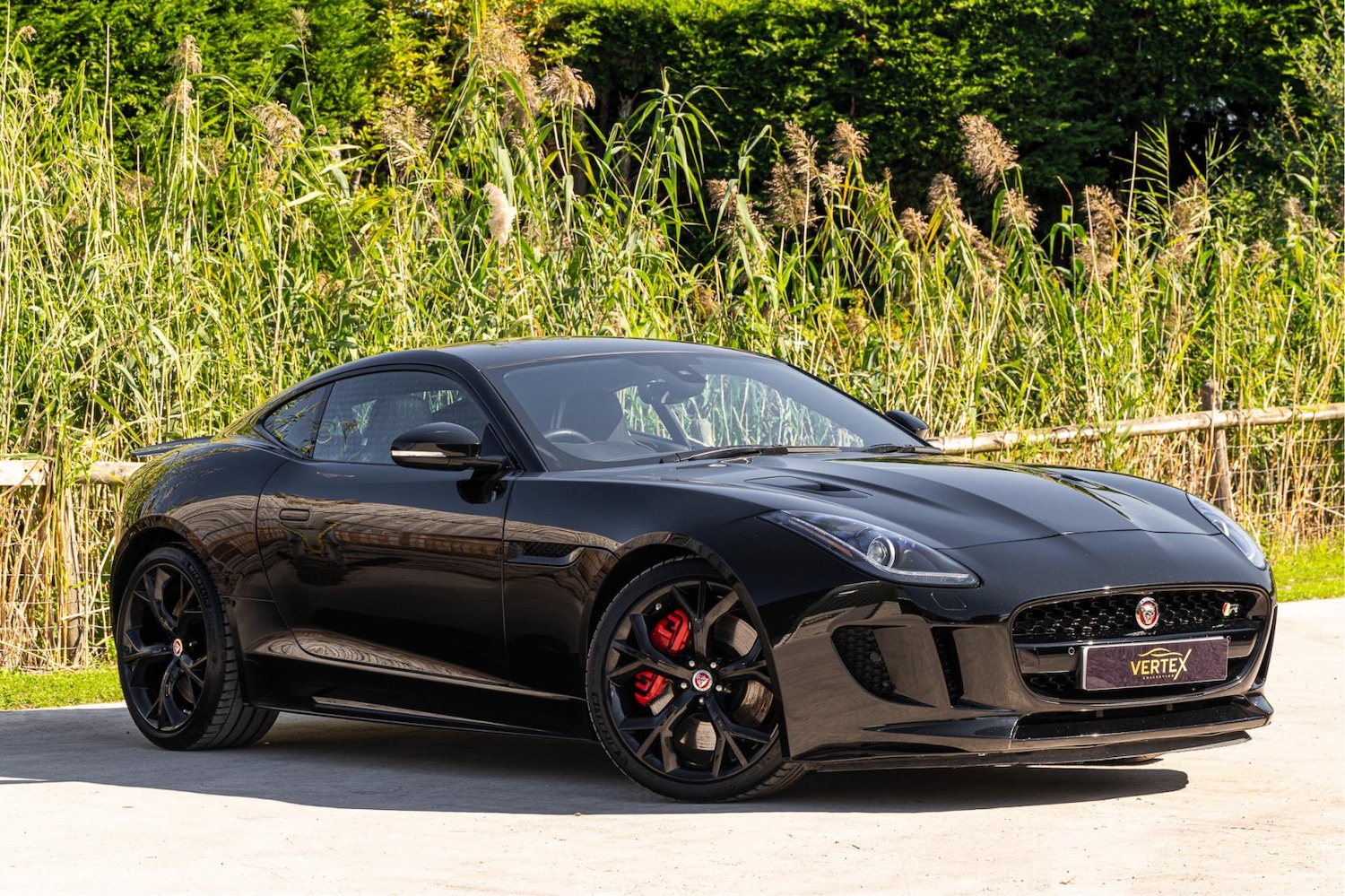 Used Jaguar F-Type 2016 for sale - 76131389: Photo 6
