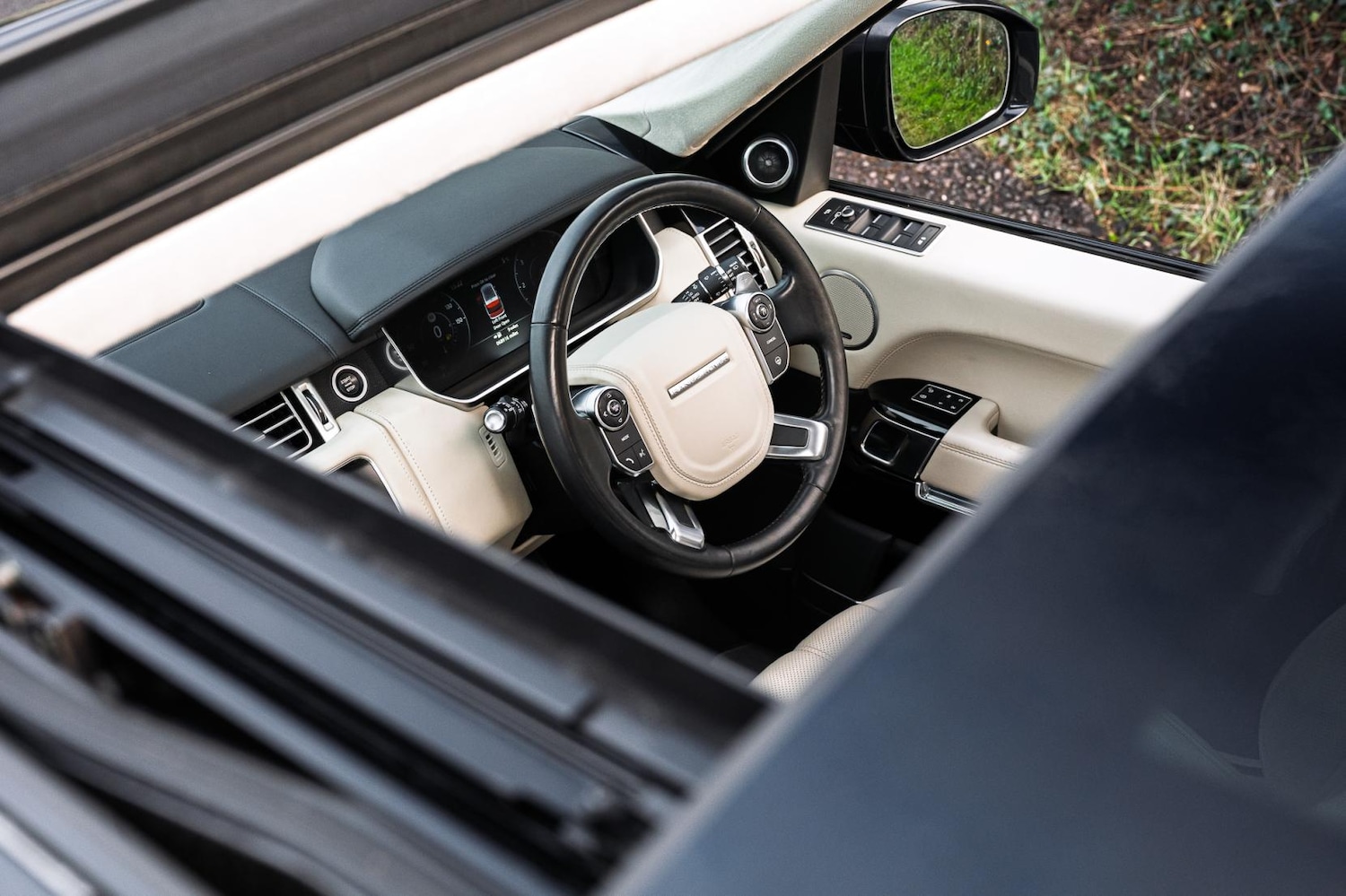 Used Land Rover Range Rover 2018 for sale - 77127777: Photo 38