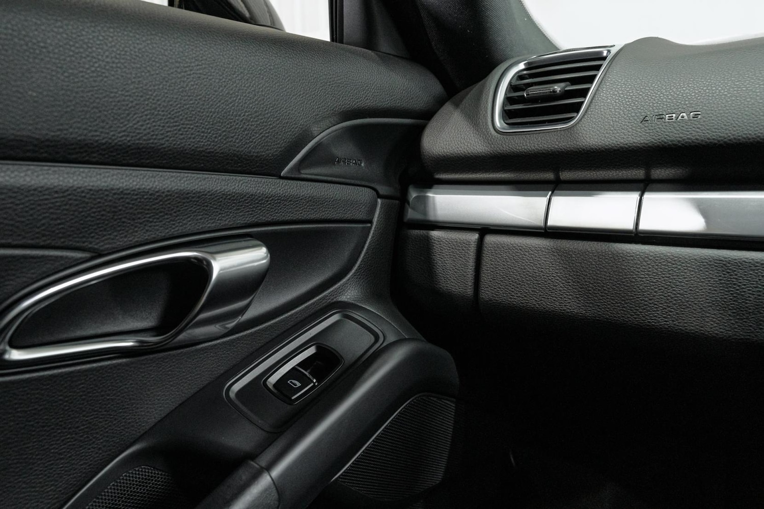 Used Porsche Cayman 2013 for sale - 77270959: Photo 37