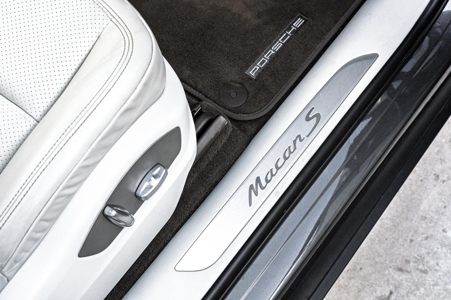 Used Porsche Macan 2017 for sale - 78067646: Photo 52