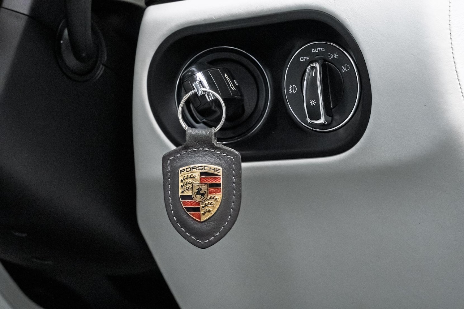 Used Porsche Macan 2017 for sale - 78067646: Photo 54