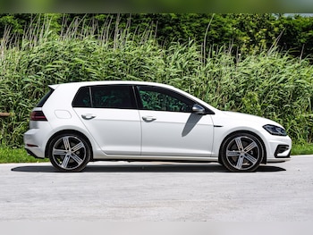 Used Volkswagen Golf 2019 for sale - 78907179: Photo