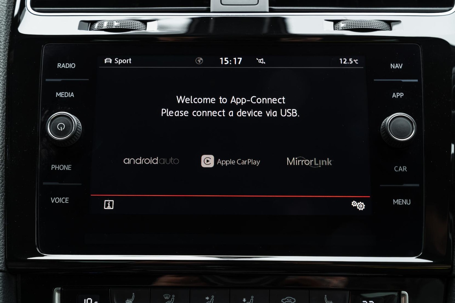 Used Volkswagen Golf 2019 for sale - 76279219: Photo 42