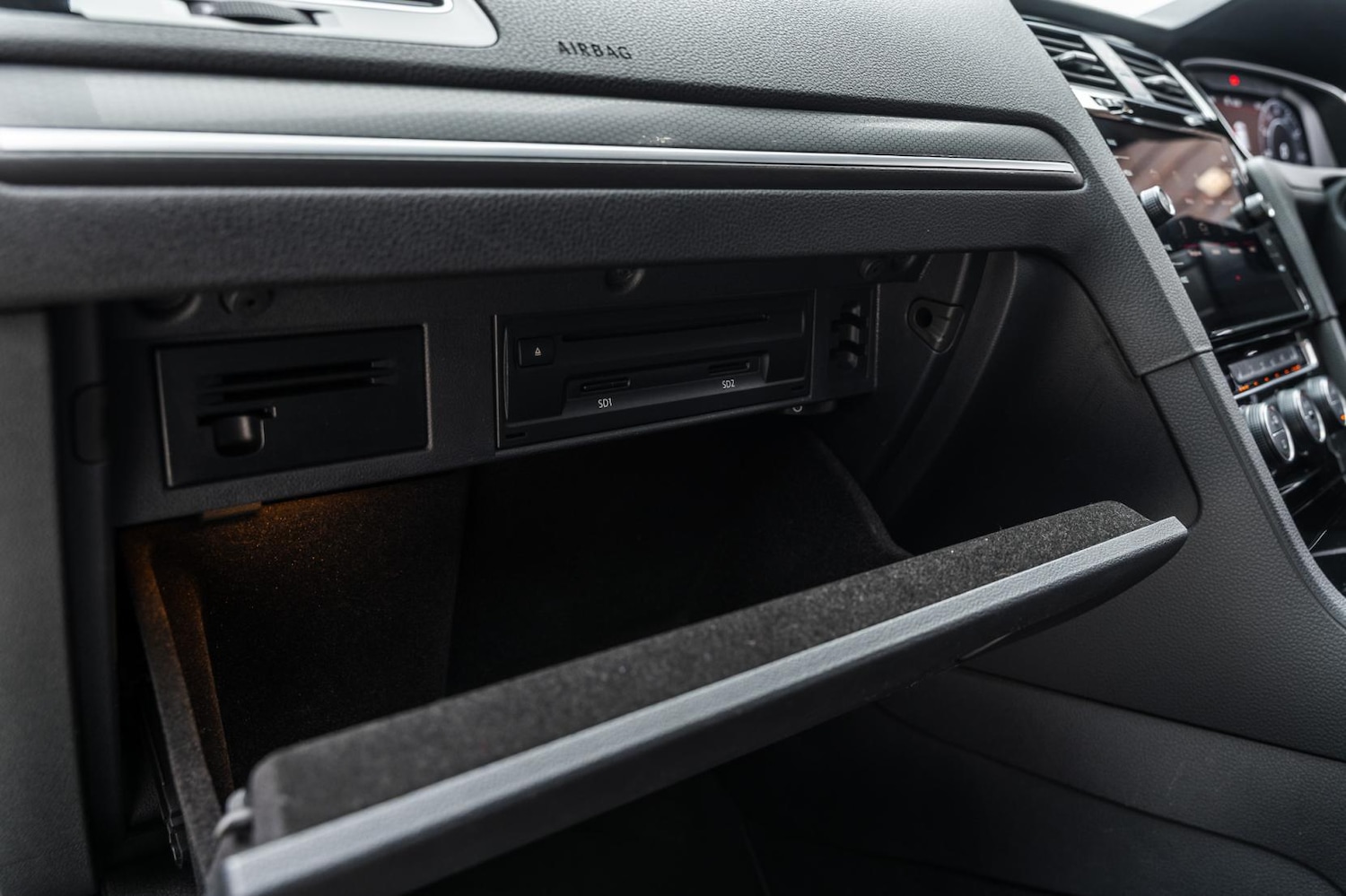 Used Volkswagen Golf 2019 for sale - 76279219: Photo 61
