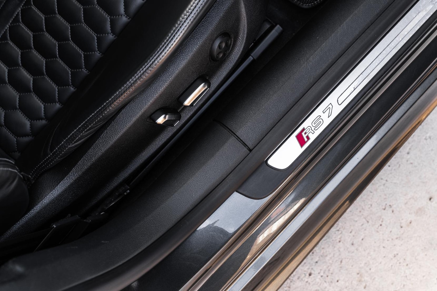 Used Audi RS7 2014 for sale - 76222964: Photo 46