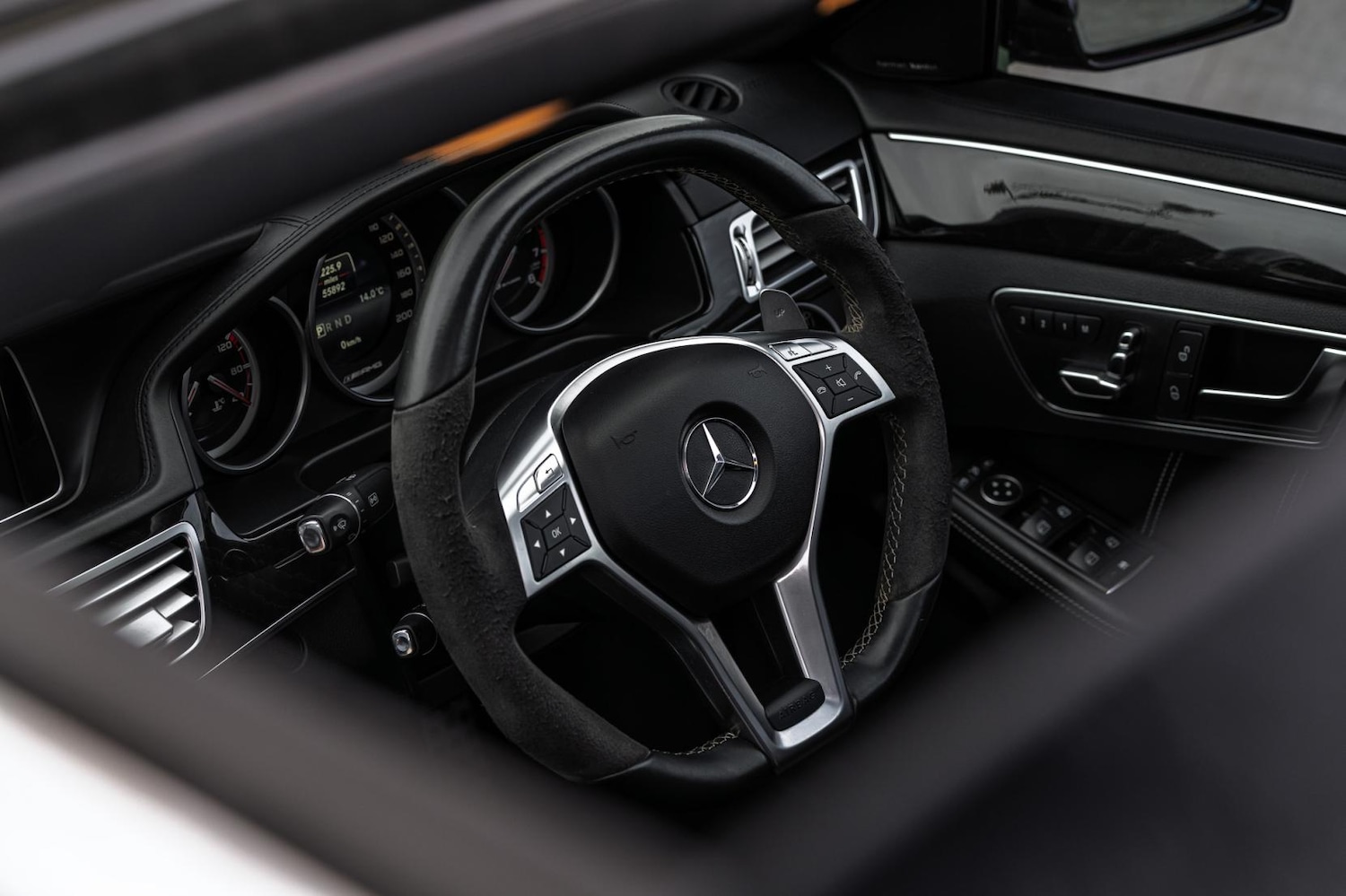 Used Mercedes-Benz E Class 2014 for sale - 77406503: Photo 39