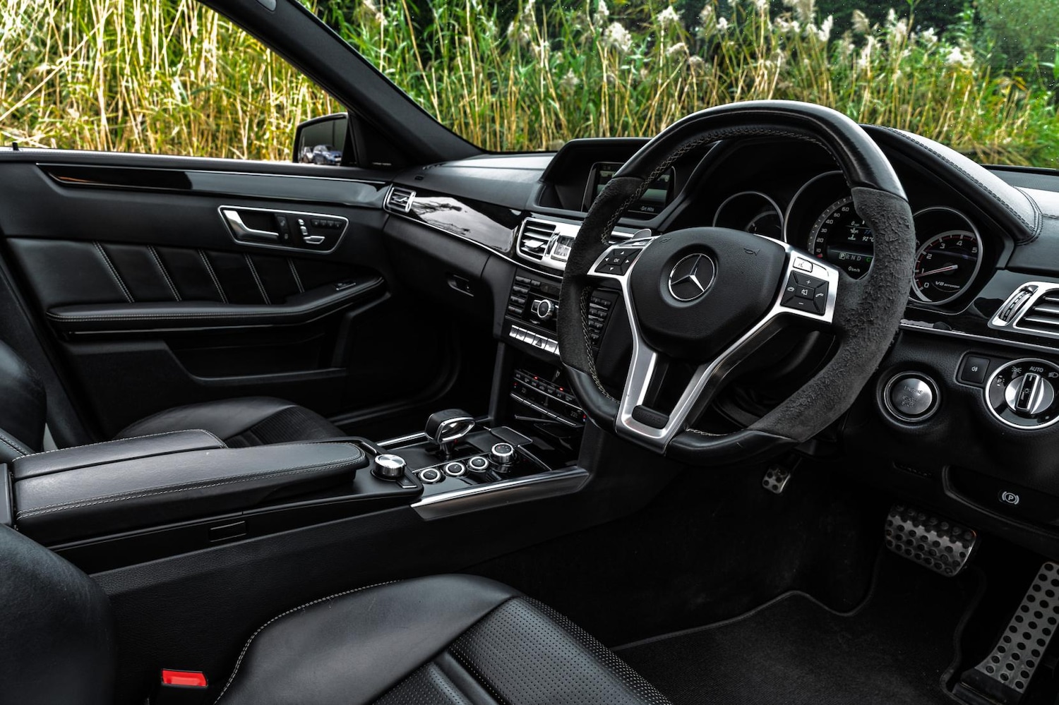 Used Mercedes-Benz E Class 2014 for sale - 77406503: Photo 46