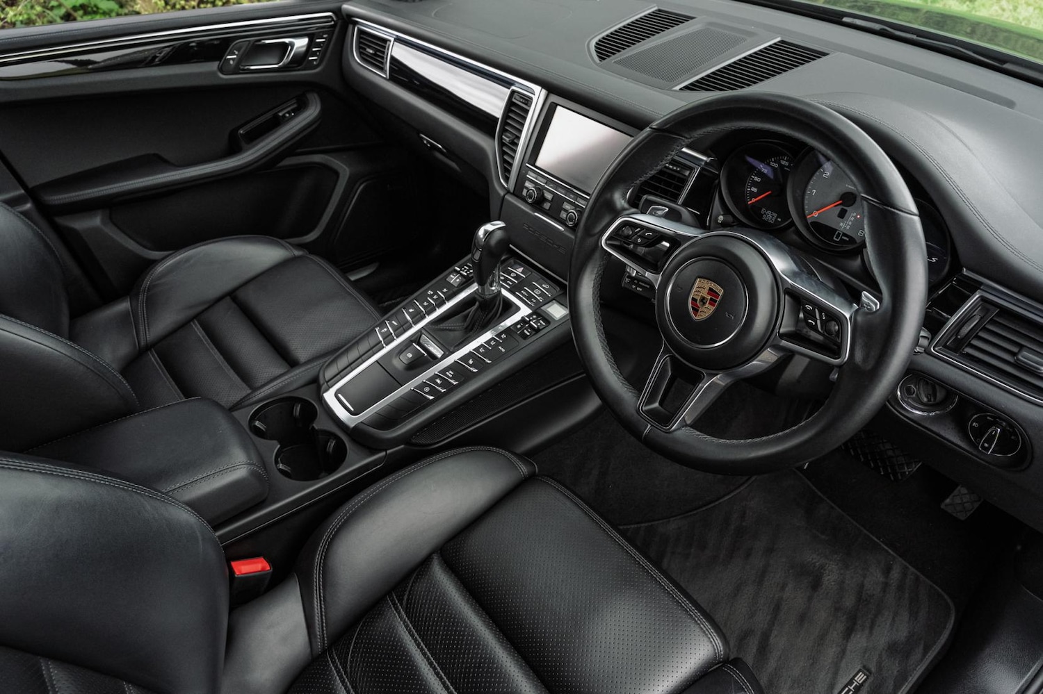 Used Porsche Macan 2015 for sale - 78099760: Photo 47