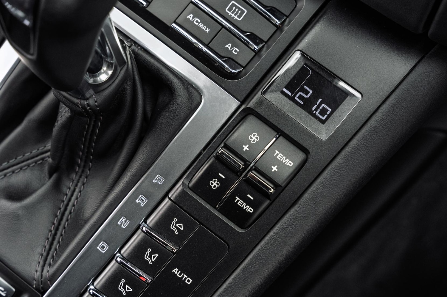 Used Porsche Macan 2015 for sale - 78099760: Photo 51