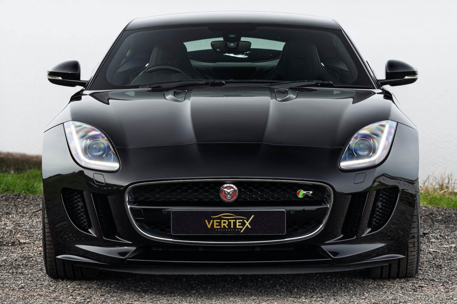 Used Jaguar F-Type 2015 for sale - 77603291: Photo 2