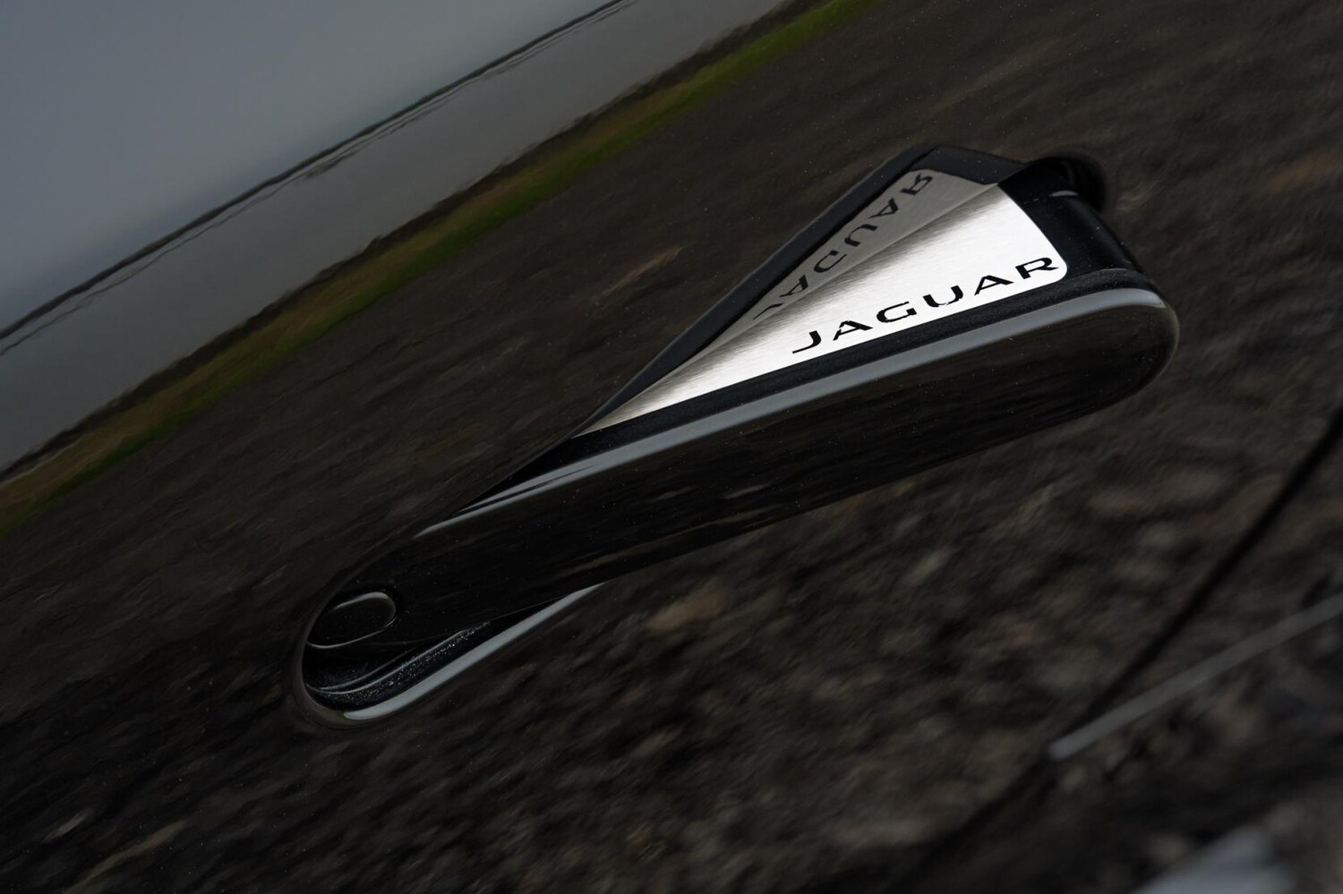 Used Jaguar F-Type 2015 for sale - 77603291: Photo 29