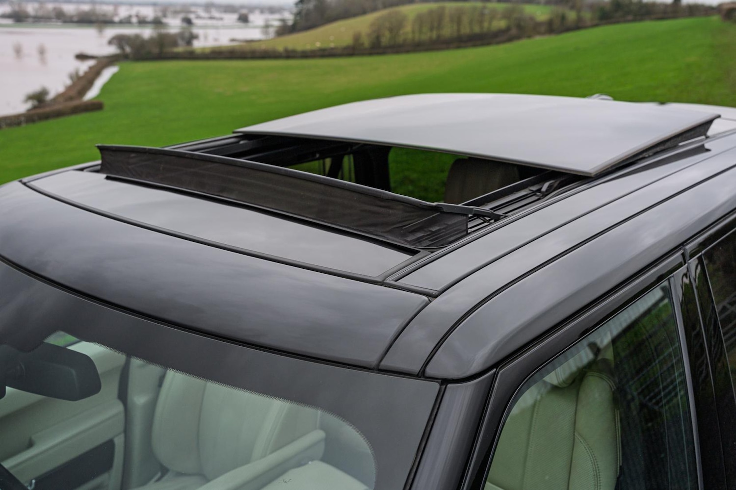 Used Land Rover Range Rover 2014 for sale - 77339634: Photo 3