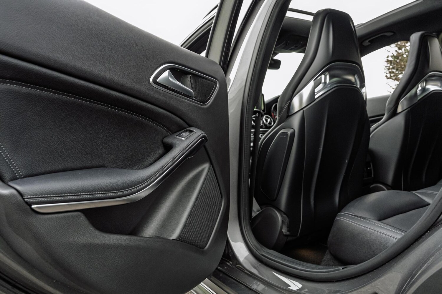 Used Mercedes-Benz GLA 2017 for sale - 77789281: Photo 47