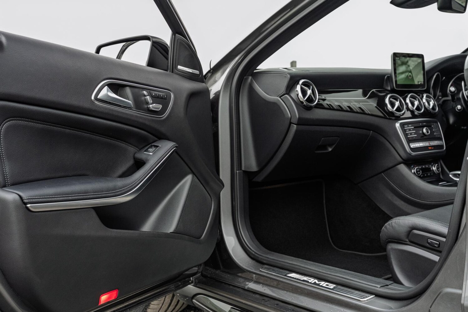 Used Mercedes-Benz GLA 2017 for sale - 77789281: Photo 48