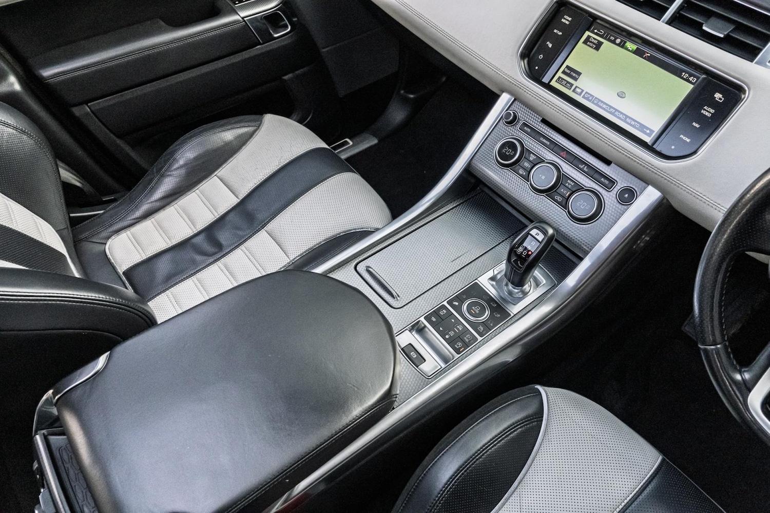 Used Land Rover Range Rover Sport 2015 for sale - 77679063: Photo 54