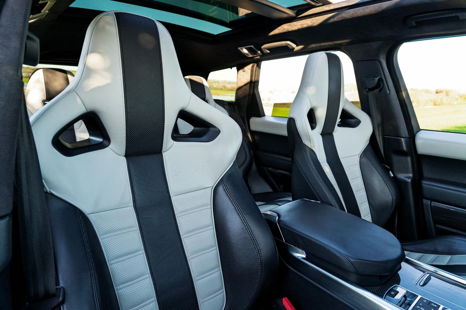 Used Land Rover Range Rover Sport 2017 for sale - 76945844: Photo 41