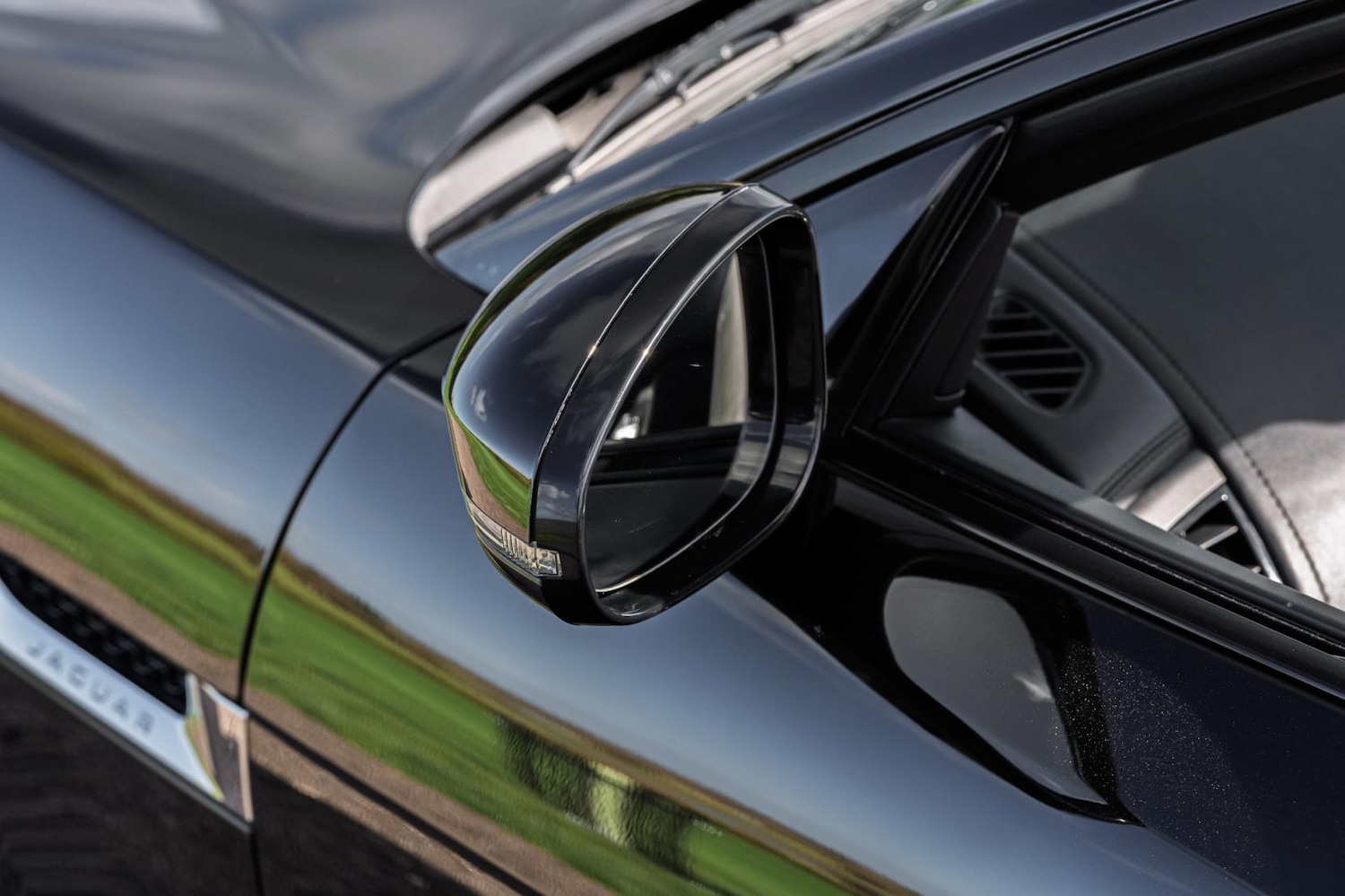 Used Jaguar F-Type 2014 for sale - 77877839: Photo 36