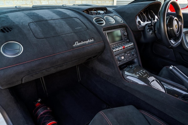 Used Lamborghini Gallardo 2014 for sale - 75410393: Photo 38