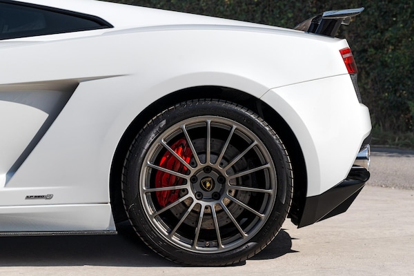 Used Lamborghini Gallardo 2014 for sale - 75410393: Photo 42