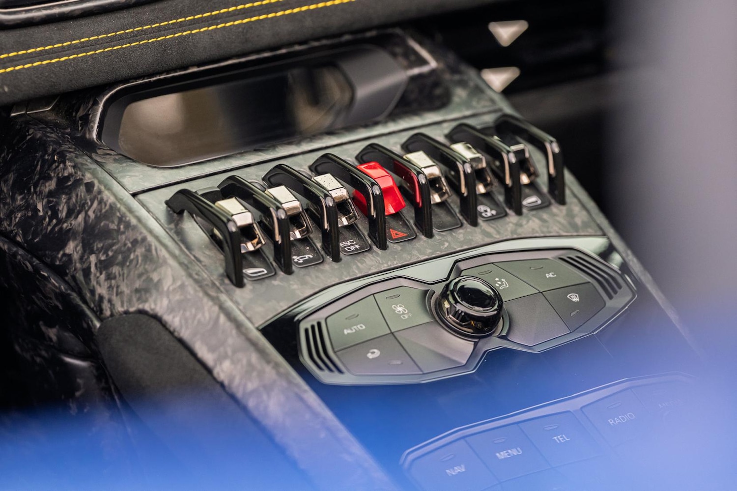 Used Lamborghini Huracan 2018 for sale - 77665266: Photo 43