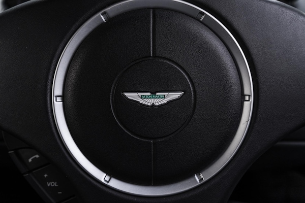 Used Aston Martin Vantage 2010 for sale - 76206175: Photo 36