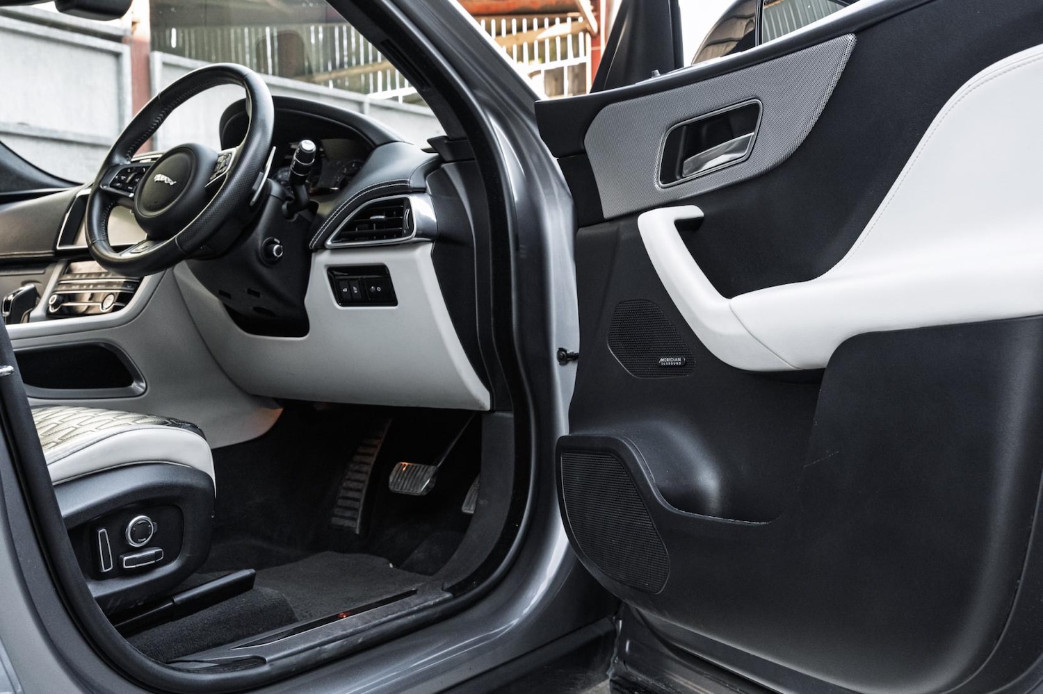 Used Jaguar F-Pace 2019 for sale - 77950892: Photo 57