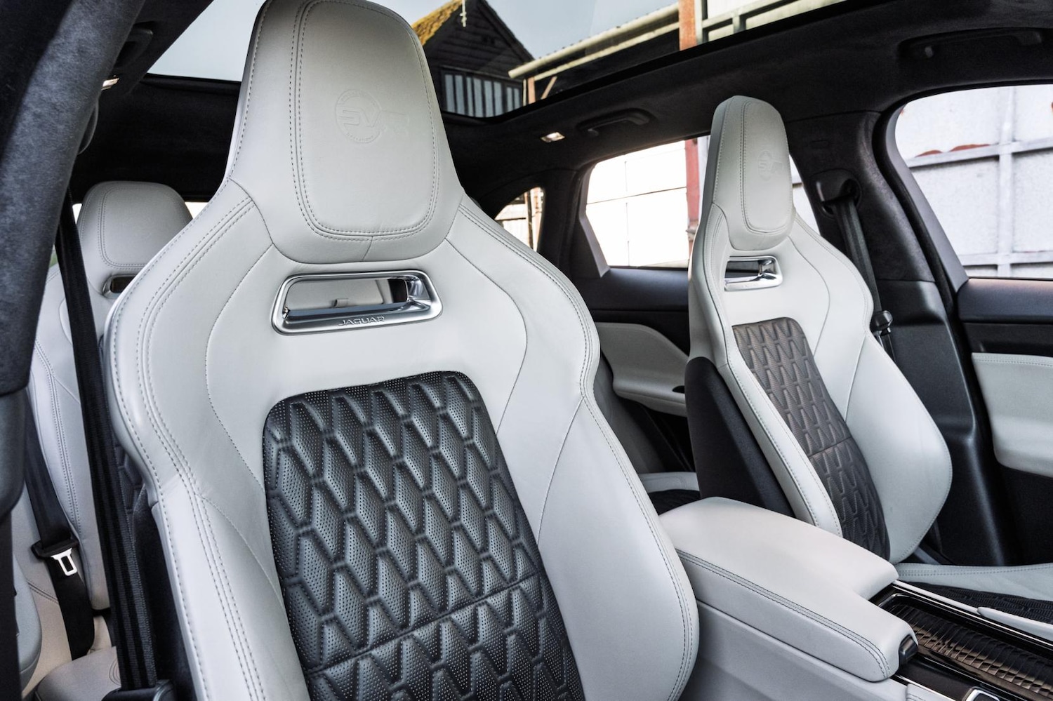 Used Jaguar F-Pace 2019 for sale - 77950892: Photo 76